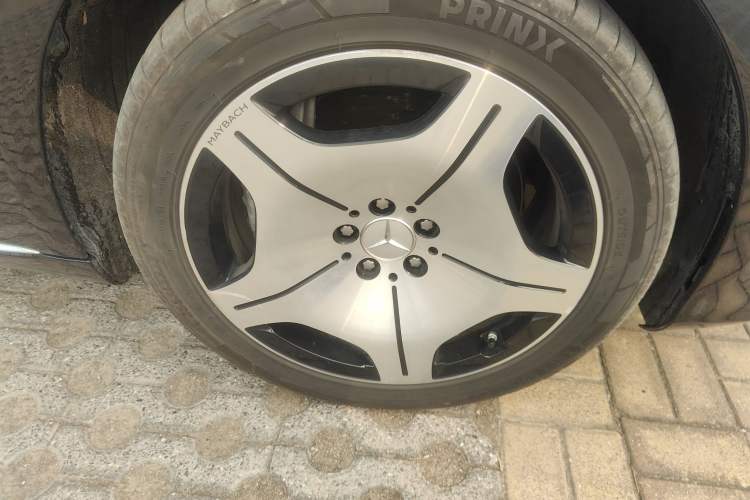 Used Mercedes-Benz Maybach S-Class 2024 Refresh S 480 4MATIC Right Front Wheel Hub