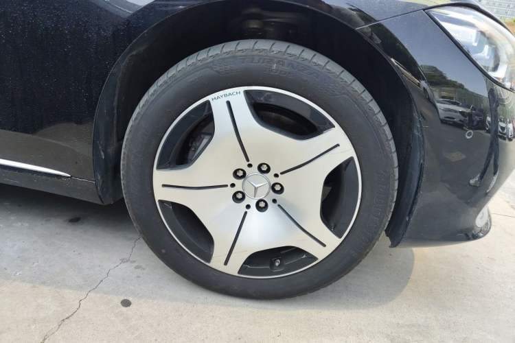 Used Mercedes-Benz Maybach S-Class 2024 Refresh S 480 4MATIC Right Front Wheel Hub