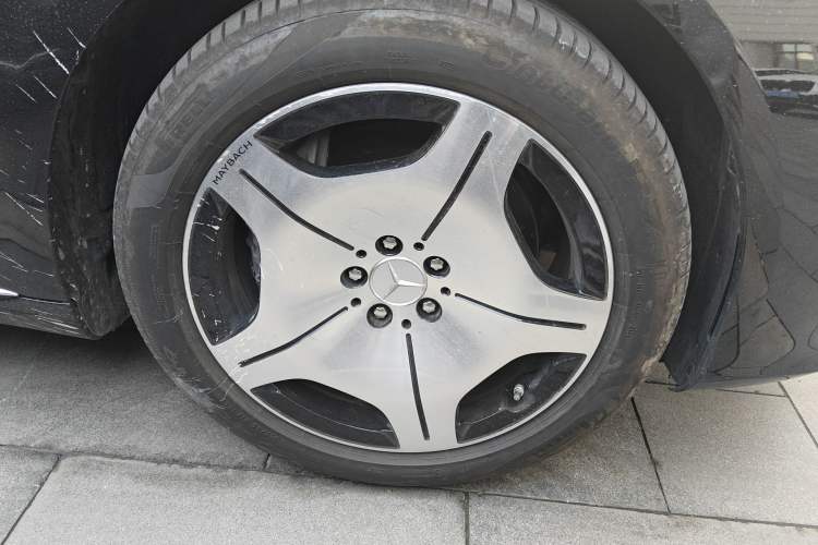 Used Mercedes-Benz Maybach S-Class 2024 Refresh S 480 4MATIC Right Front Wheel Hub