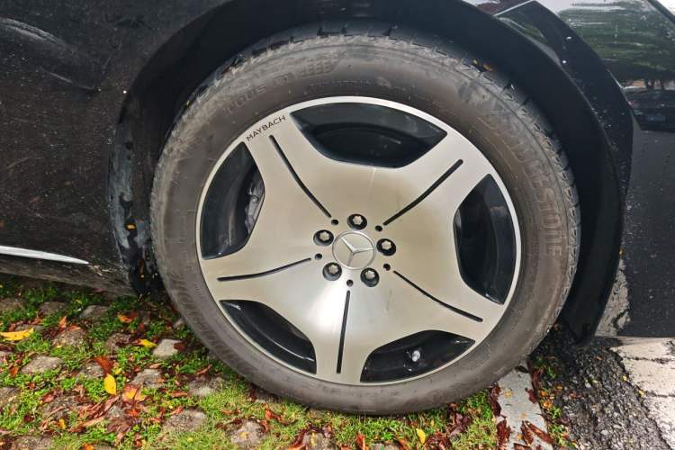 Used Mercedes-Benz Maybach S-Class 2024 Refresh S 480 4MATIC Right Front Wheel Hub