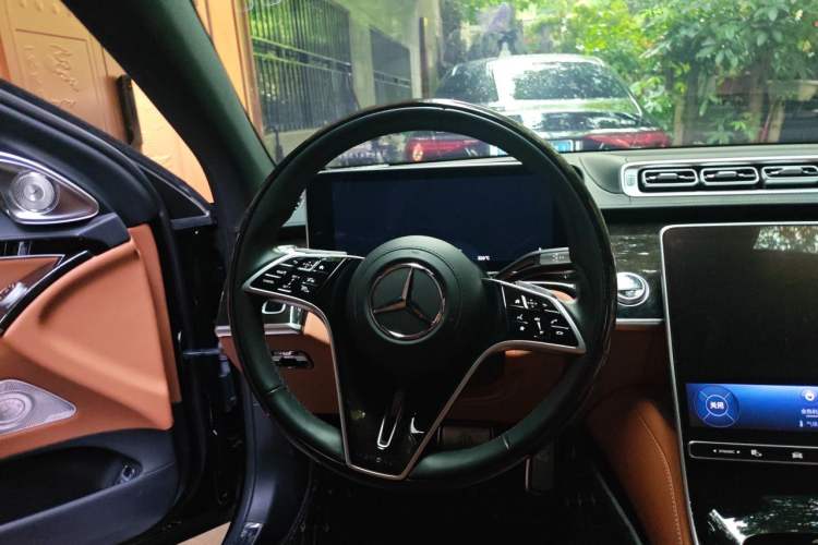 Used Mercedes-Benz Maybach S-Class 2024 Refresh S 480 4MATIC Steering Wheel