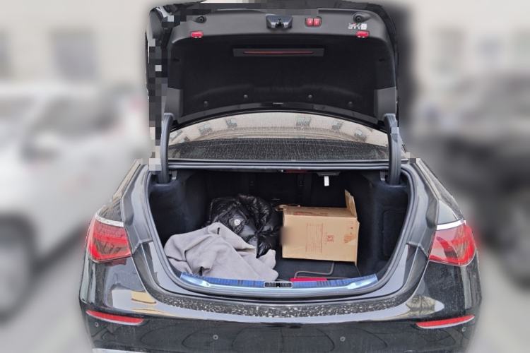 Used Mercedes-Benz Maybach S-Class 2024 Refresh S 480 4MATIC Trunk
