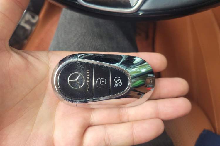 Used Mercedes-Benz Maybach S-Class 2024 Refresh S 480 4MATIC Vehicle Key