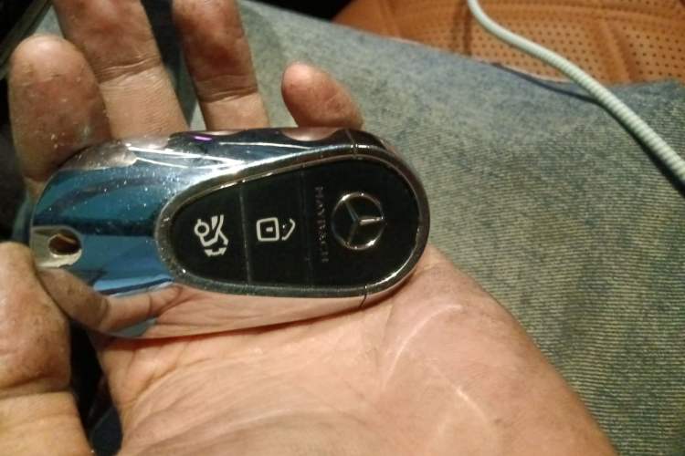 Used Mercedes-Benz Maybach S-Class 2024 Refresh S 480 4MATIC Vehicle Key