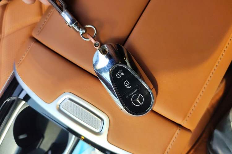 Used Mercedes-Benz Maybach S-Class 2024 Refresh S 480 4MATIC Vehicle Key