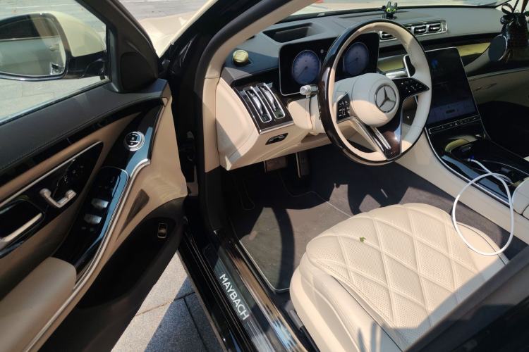 Used Mercedes-Benz Maybach S-Class 2024 S 480 4MATIC Driver Seat