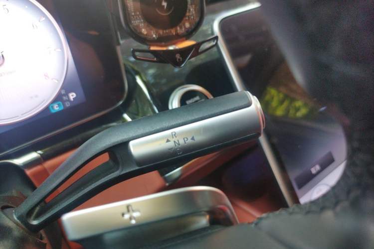 Used Mercedes-Benz Maybach S-Class 2024 Refresh S 480 4MATIC Gear Lever