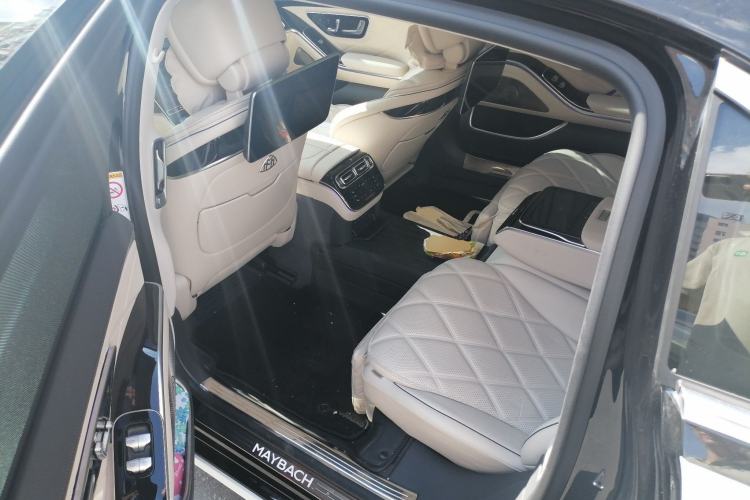 Used Mercedes-Benz Maybach S-Class 2024 S 480 4MATIC Left Rear Seat