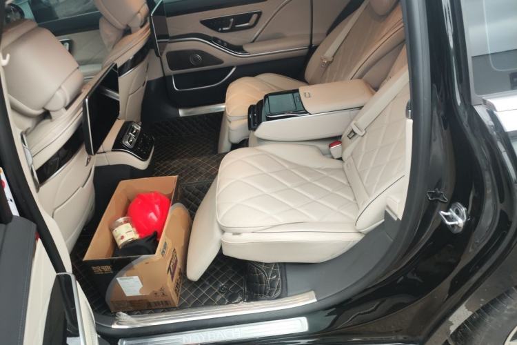 Used Mercedes-Benz Maybach S-Class 2024 Refresh S 480 4MATIC Left Rear Seat