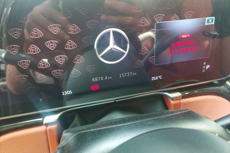 Used Mercedes-Benz Maybach S-Class 2024 Refresh S 480 4MATIC Odometer Close Up
