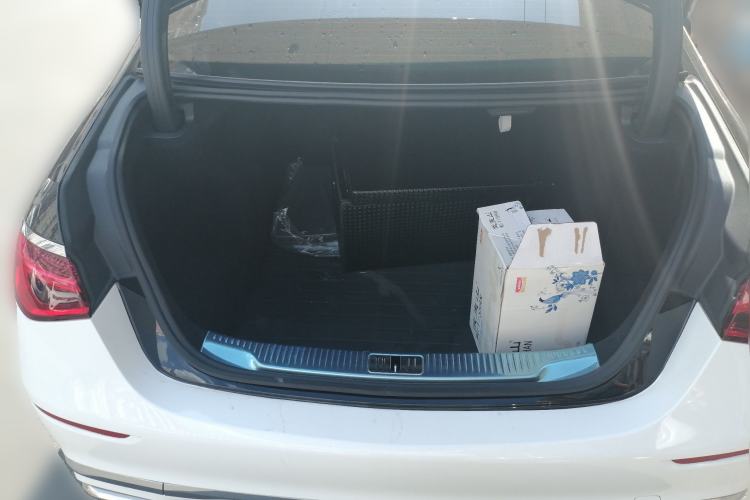 Used Mercedes-Benz Maybach S-Class 2024 S 480 4MATIC Trunk