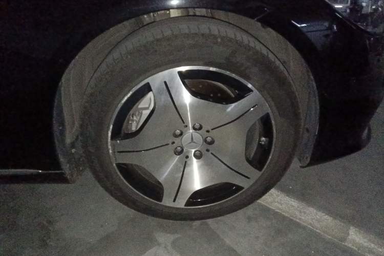 Used Mercedes-Benz Maybach S-Class 2024 Refresh S 480 4MATIC Right Front Wheel Hub