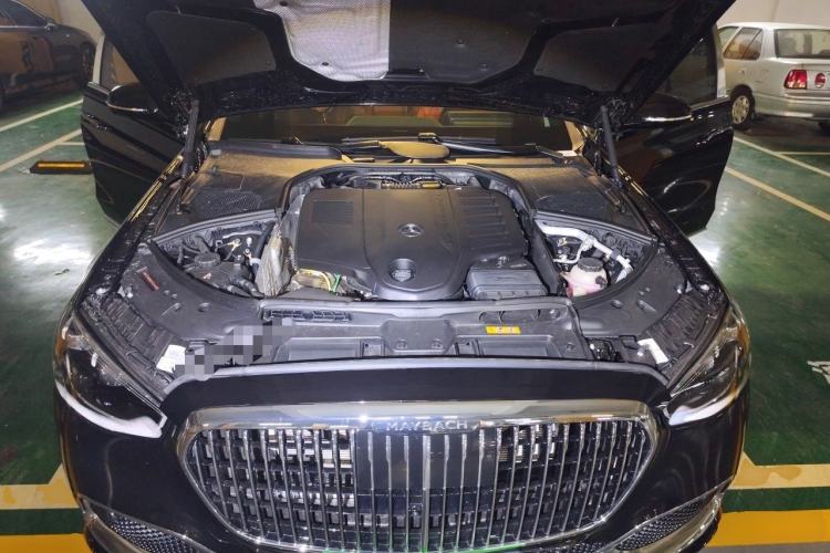 Used Mercedes-Benz Maybach S-Class 2025-Year Restyled S 480 4MATIC Engine Bay