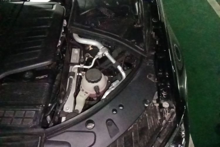 Used Mercedes-Benz Maybach S-Class 2025 S 480 4MATIC Engine Bay Left