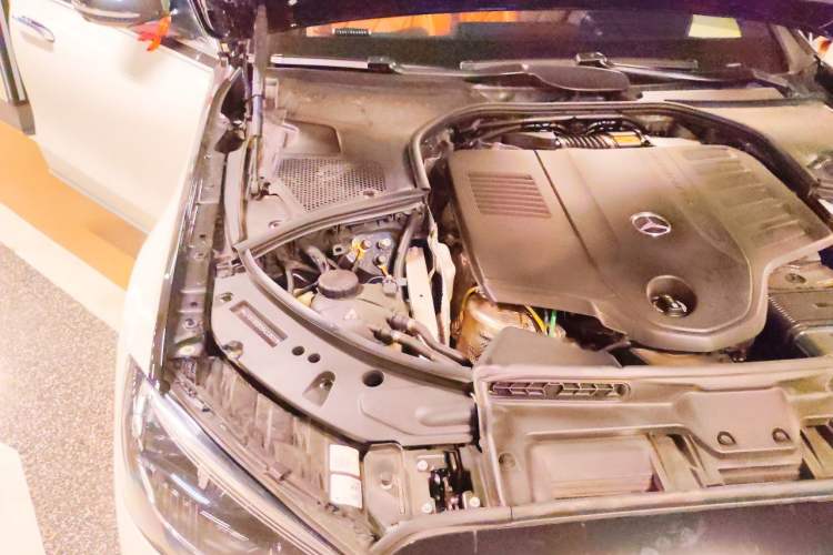 Used Mercedes-Benz Maybach S-Class 2025-Year Restyled S 480 4MATIC Engine Bay Right