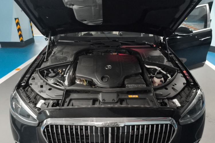 Used Mercedes-Benz Maybach S-Class 2025 S 480 4MATIC Engine Bay