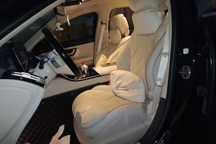 Used Mercedes-Benz Maybach S-Class 2025-Year Restyled S 480 4MATIC Left Front Seat