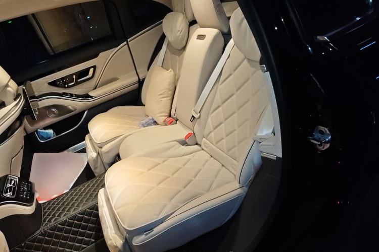 Used Mercedes-Benz Maybach S-Class 2025-Year Restyled S 480 4MATIC Left Rear Seat