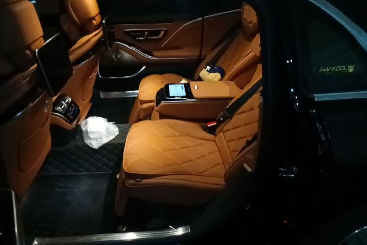 Used Mercedes-Benz Maybach S-Class 2025 S 480 4MATIC Left Rear Seat