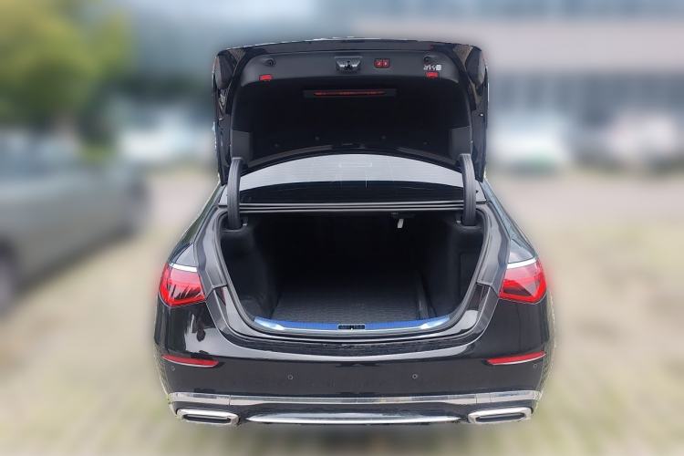 Used Mercedes-Benz Maybach S-Class 2025-Year Restyled S 480 4MATIC Trunk