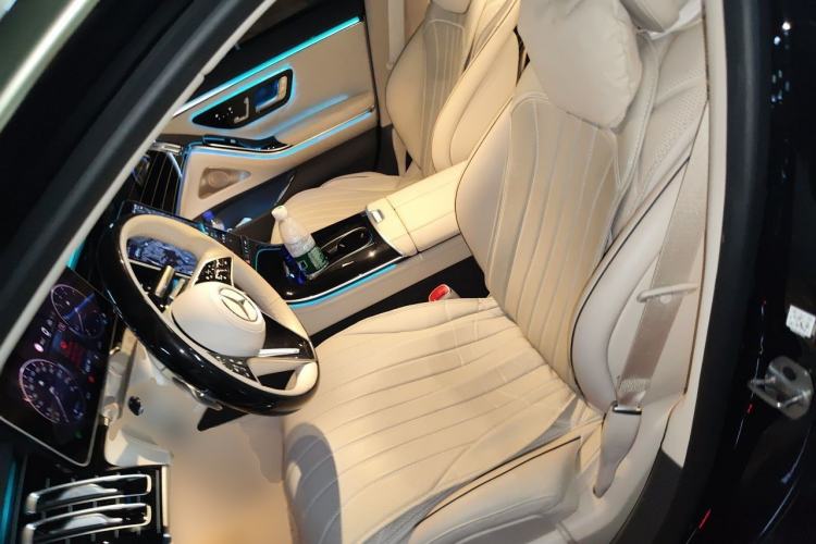 Used Mercedes-Benz Maybach S-Class 2025 S 480 4MATIC Left Front Seat
