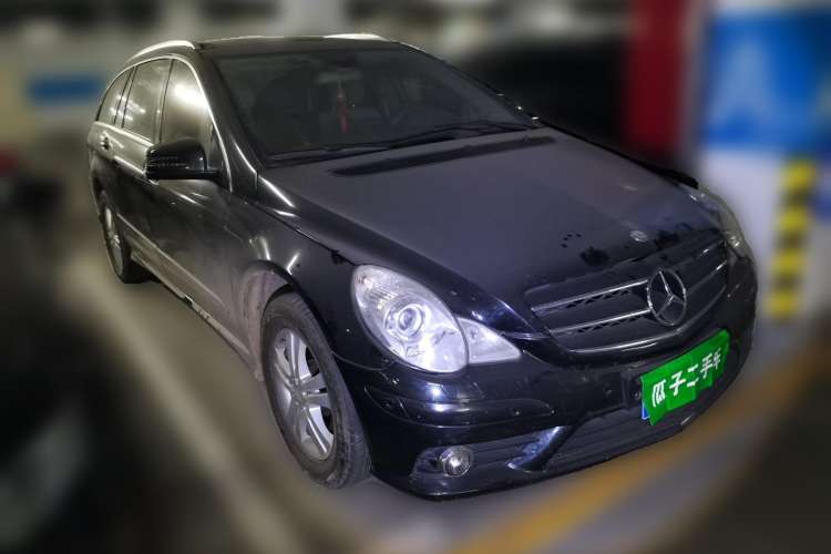 Used Mercedes-Benz R-Class 2007 R 350 L 4MATIC Front Right 45 Deg