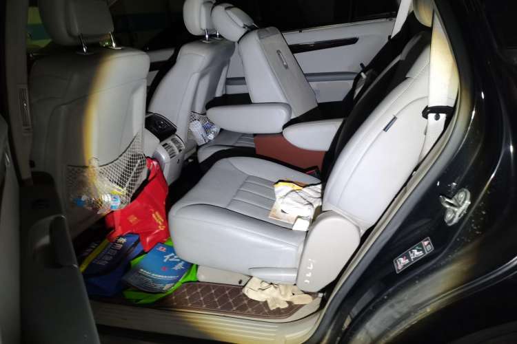 Used Mercedes-Benz R-Class 2007 R 350 L 4MATIC Left Rear Seat