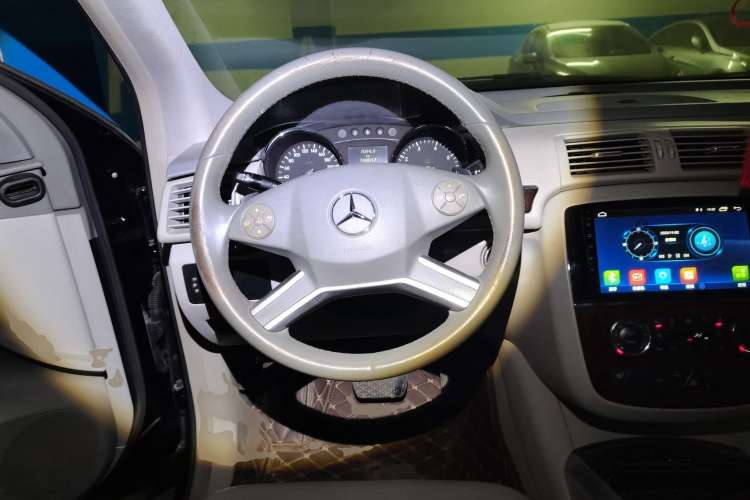 Used Mercedes-Benz R-Class 2007 R 350 L 4MATIC Steering Wheel