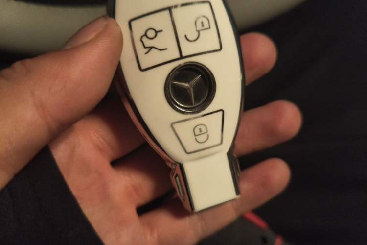 Used Mercedes-Benz R-Class 2007 R 350 L 4MATIC Vehicle Key