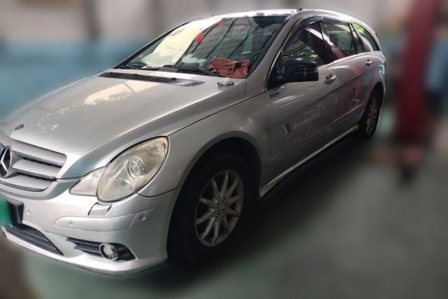 Used Mercedes-Benz R-Class 2007 R 350 L 4MATIC