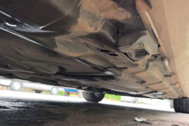 Used Mercedes-Benz R-Class 2007 R 350 L 4MATIC Chassis Rear Right