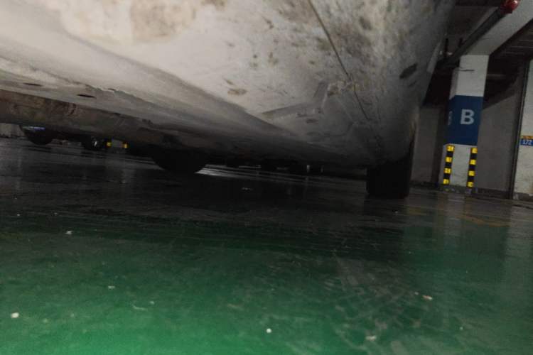 Used Mercedes-Benz R-Class 2009 R 300 L Business Model Chassis Front Left