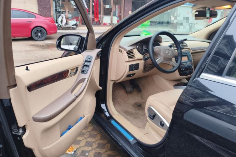 Used Mercedes-Benz R-Class 2009 R 300 L Business Model Driver Seat