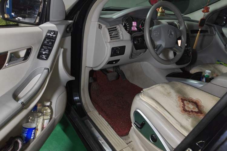 Used Mercedes-Benz R-Class 2009 R 300 L Business Model Driver Seat