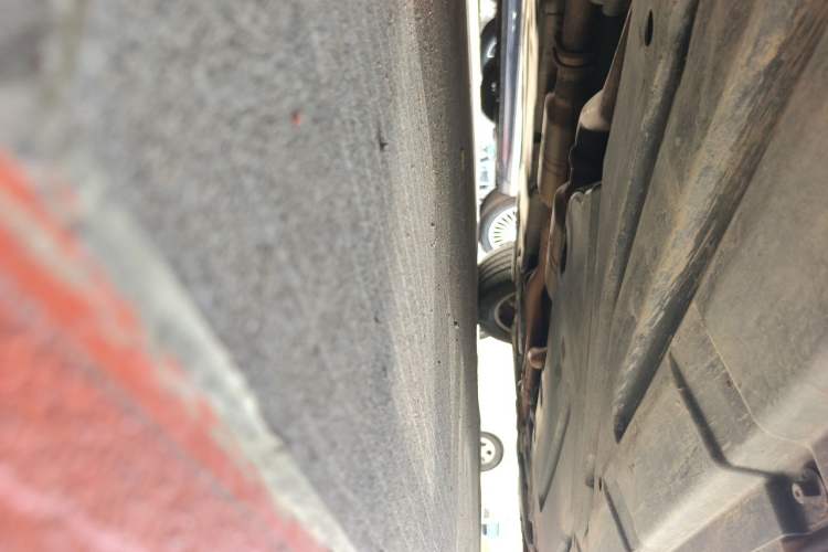 Used Mercedes-Benz R-Class 2010 R 350 L 4MATIC Chassis Front Left