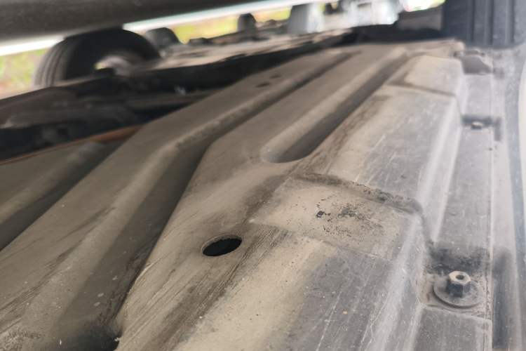 Used Mercedes-Benz R-Class 2010 R 300 L Business Model Chassis Front Left