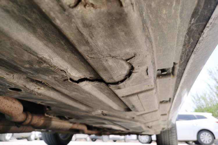 Used Mercedes-Benz R-Class 2010 R 350 L 4MATIC Chassis Front Left