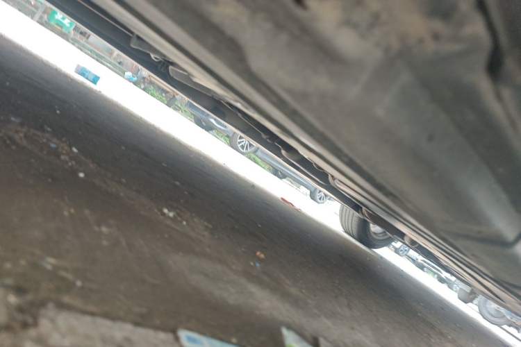 Used Mercedes-Benz R-Class 2010 R 350 L 4MATIC Chassis Front Left