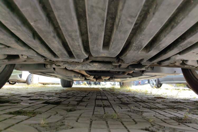 Used Mercedes-Benz R-Class 2010 R 350 L 4MATIC Chassis Front