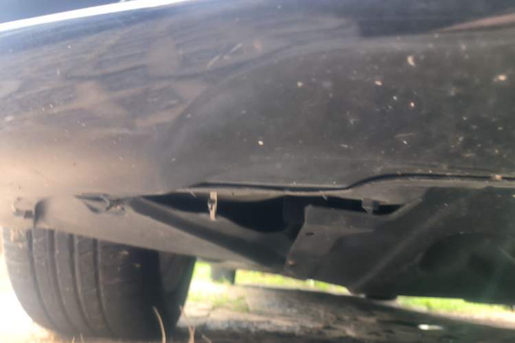 Used Mercedes-Benz R-Class 2010 R 300 L Business Model Chassis Front Right