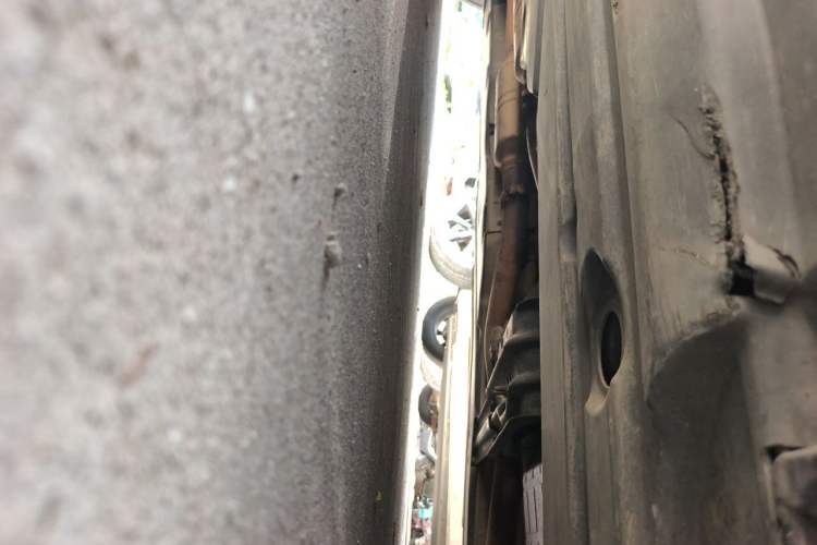 Used Mercedes-Benz R-Class 2010 R 350 L 4MATIC Chassis Front Right