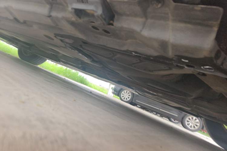 Used Mercedes-Benz R-Class 2010 R 300 L Luxury Model Chassis Front Right