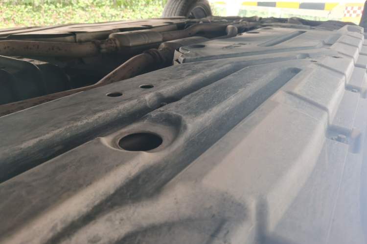 Used Mercedes-Benz R-Class 2010 R 300 L Business Model Chassis Front Right