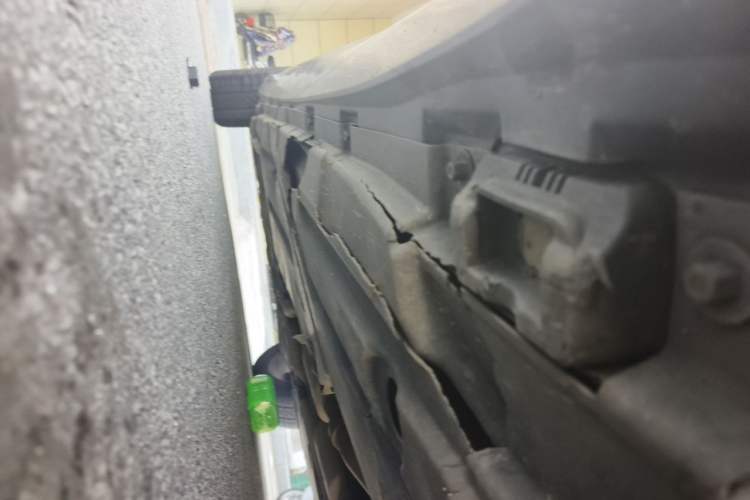 Used Mercedes-Benz R-Class 2010 R 350 L 4MATIC Grand Edition Chassis Front Right