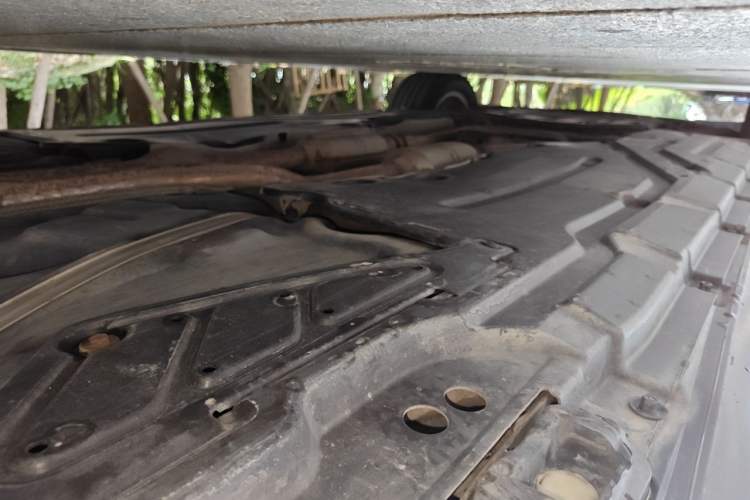 Used Mercedes-Benz R-Class 2010 R 300 L Business Model Chassis Rear Left