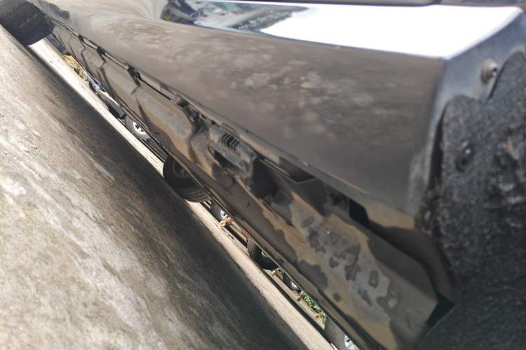 Used Mercedes-Benz R-Class 2010 R 350 L 4MATIC Chassis Rear Left