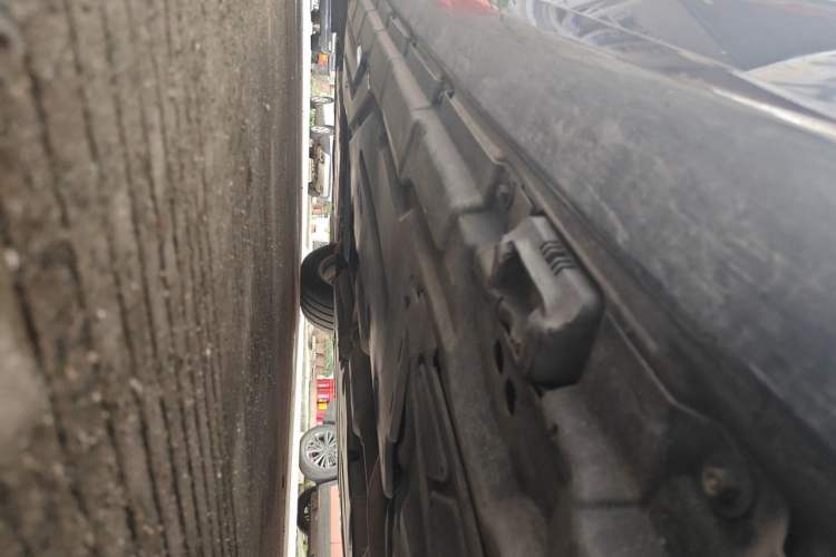 Used Mercedes-Benz R-Class 2010 R 300 L Luxury Model Chassis Rear Left