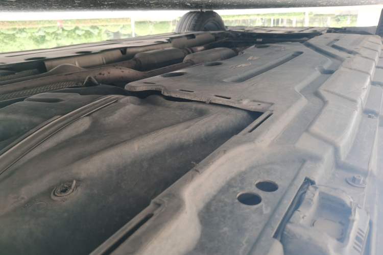 Used Mercedes-Benz R-Class 2010 R 300 L Business Model Chassis Rear Left