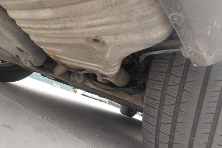 Used Mercedes-Benz R-Class 2010 R 350 L 4MATIC Chassis Rear Right