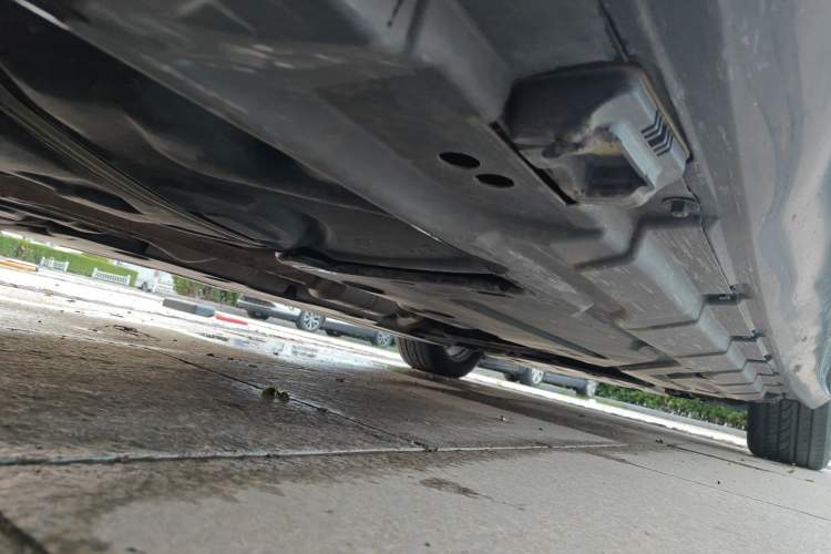 Used Mercedes-Benz R-Class 2010 R 300 L Business Model Chassis Rear Right